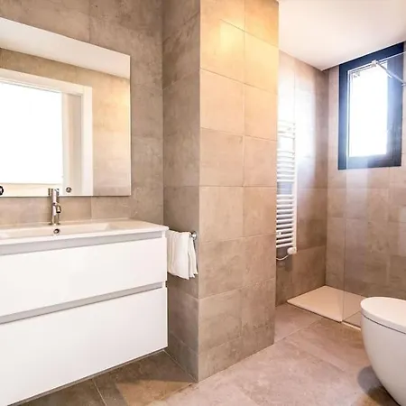 3-2 Apartamento De Diseno En El Centro De